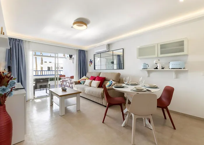 Apartmán Perla Agua Azul - Relax, Sol Y Mar Disfrutar Puerto del Carmen (Lanzarote)